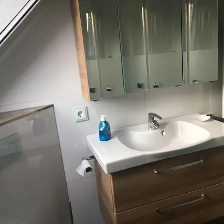 Neu! Conny Mit Badesteg Und Ruderboot Сasa de vacaciones Grossefehn